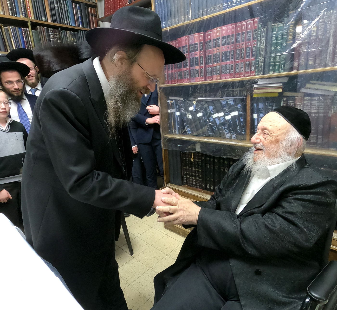 העלייה למעונו של ראש הישיבה הגרב"ד פוברסקי