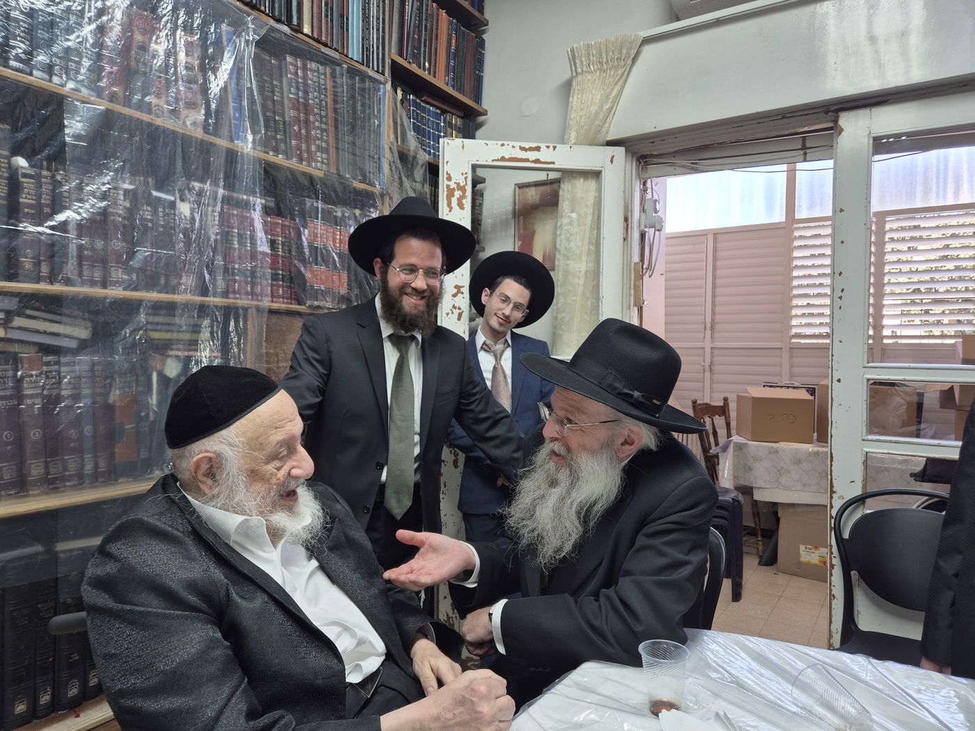 העלייה למעונו של ראש הישיבה הגרב"ד פוברסקי