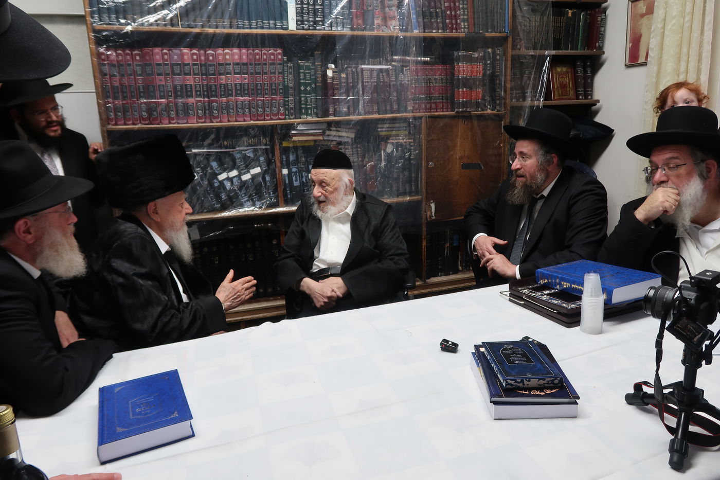 העלייה למעונו של ראש הישיבה הגרב"ד פוברסקי