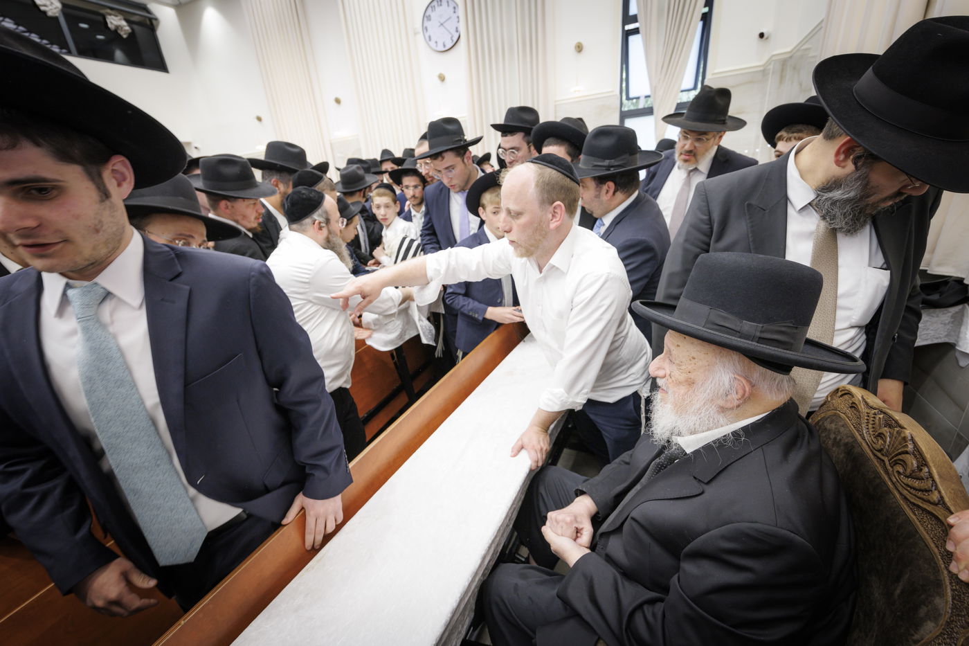 העלייה למעונו של ראש הישיבה הגרב"ד פוברסקי