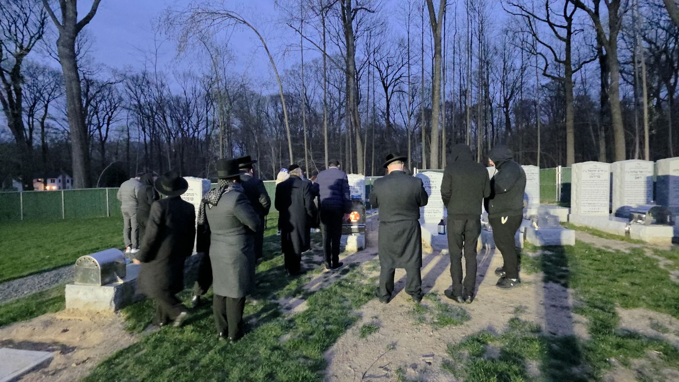 יארצייט ר' מיכאל שניצלער ז"ל