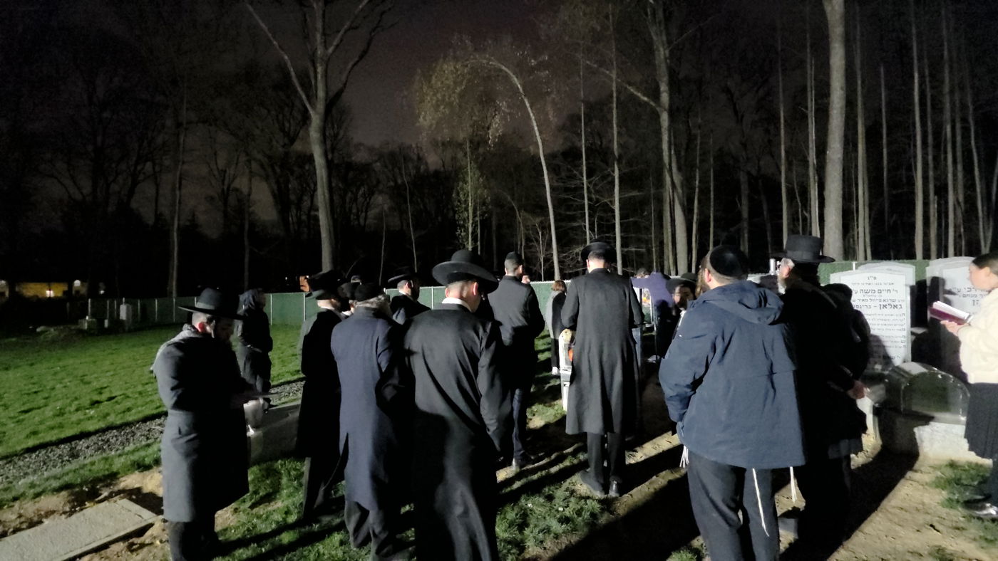 יארצייט ר' מיכאל שניצלער ז"ל