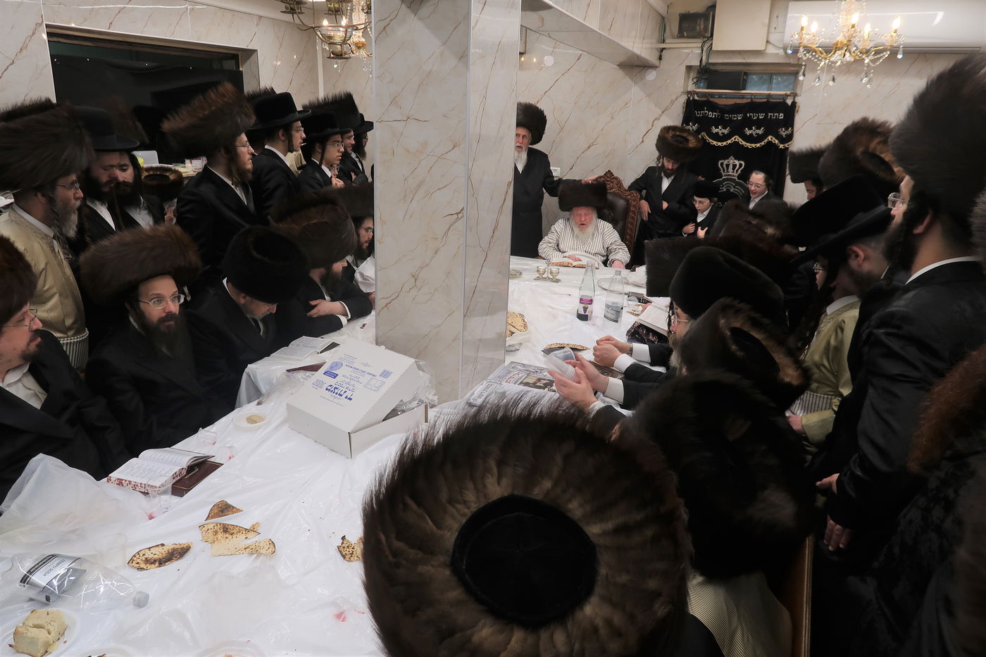 האדמו"ר מהרי"ד מלעלוב בטיש נעילת החג