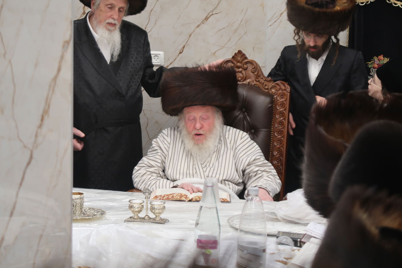 האדמו"ר מהרי"ד מלעלוב בטיש נעילת החג