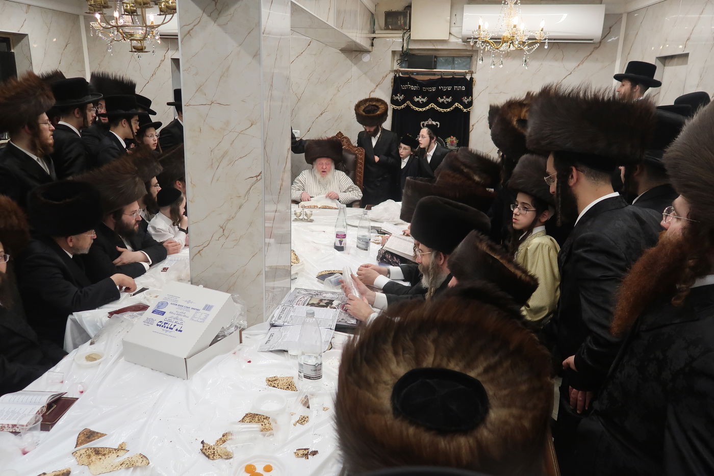 האדמו"ר מהרי"ד מלעלוב בטיש נעילת החג