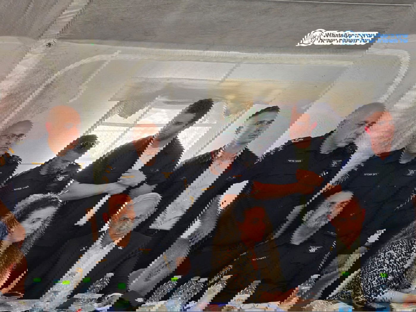 ראש הממשלה בחפ"ק סמוך לשריפה באשתאול 