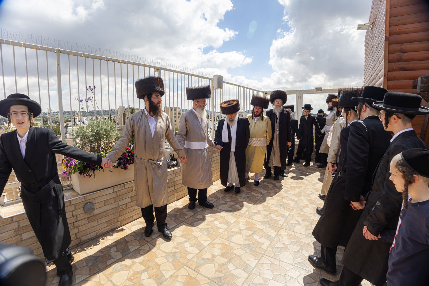 האדמו"ר מפינסק קרלין בברכת האילנות