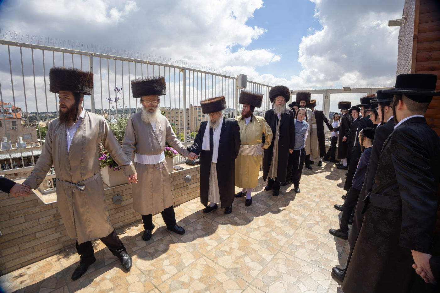 האדמו"ר מפינסק קרלין בברכת האילנות