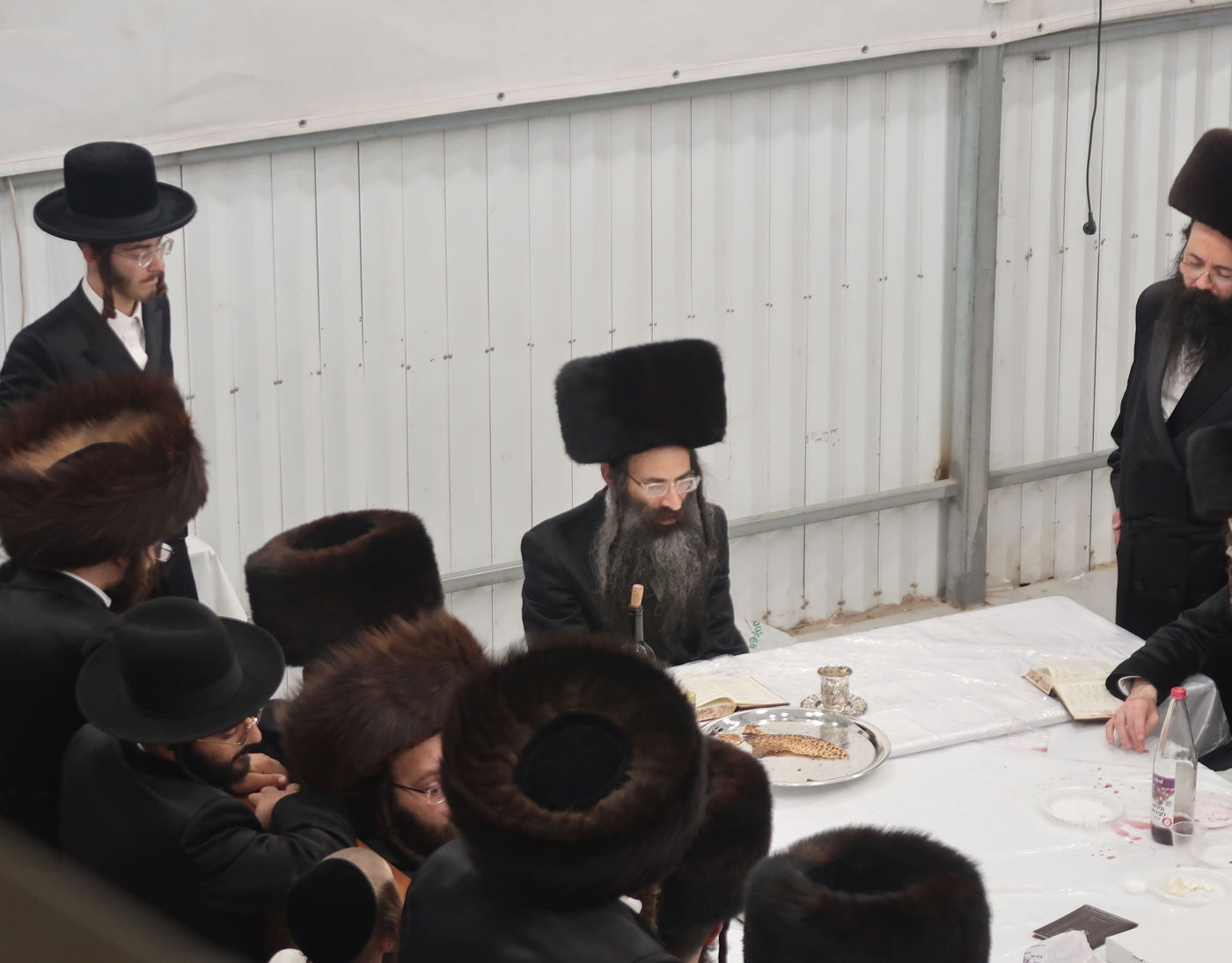 חג הפסח בחצה"ק סטריקוב ירושלים