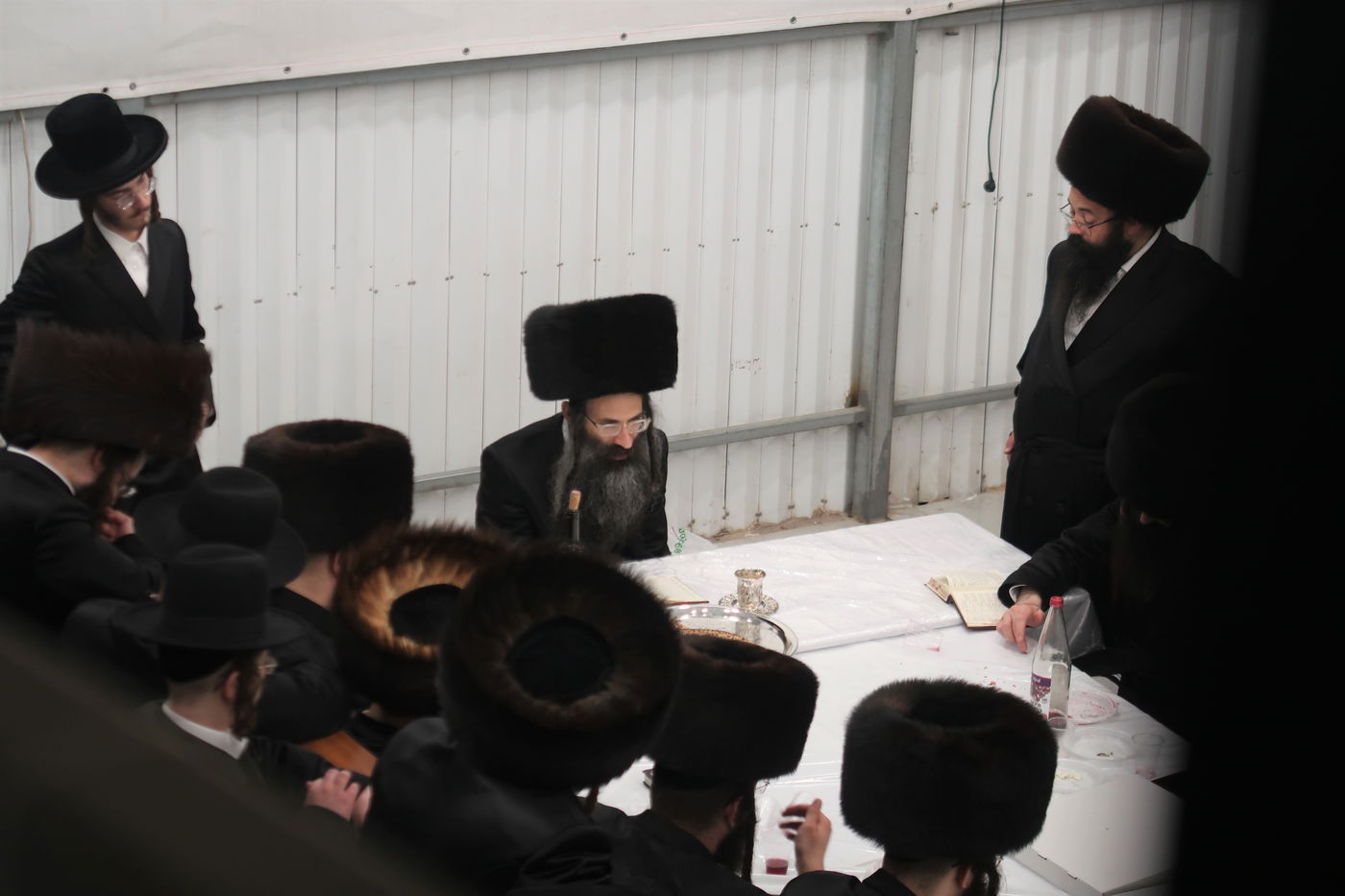 חג הפסח בחצה"ק סטריקוב ירושלים