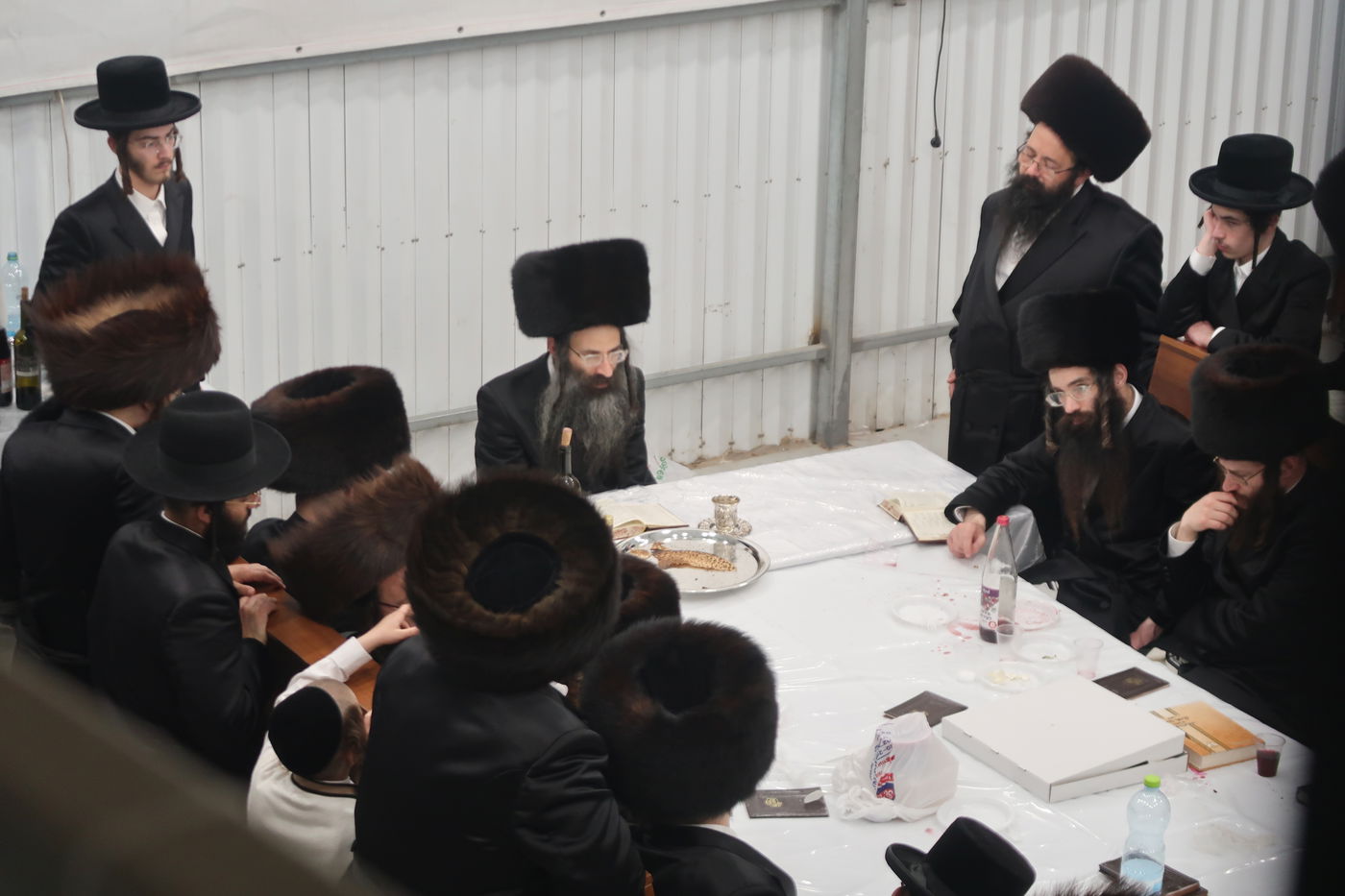 חג הפסח בחצה"ק סטריקוב ירושלים