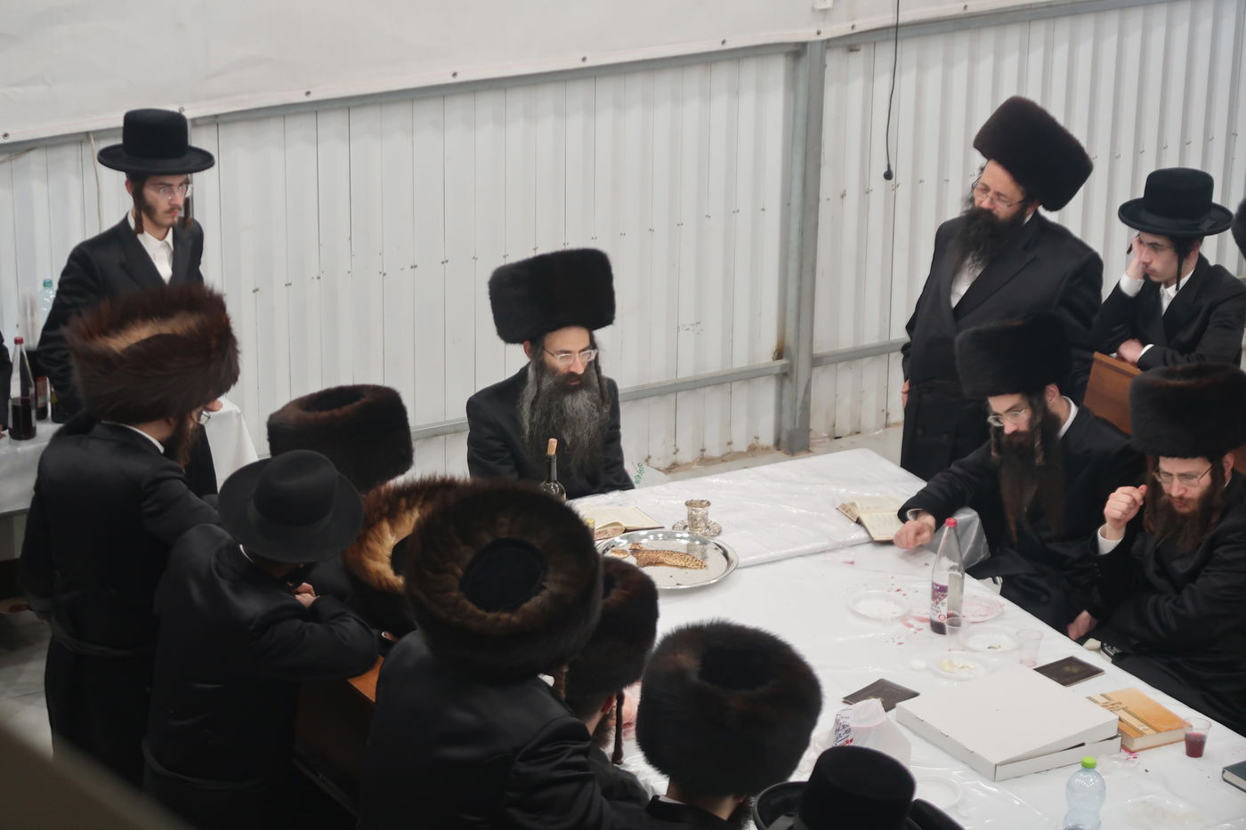 חג הפסח בחצה"ק סטריקוב ירושלים