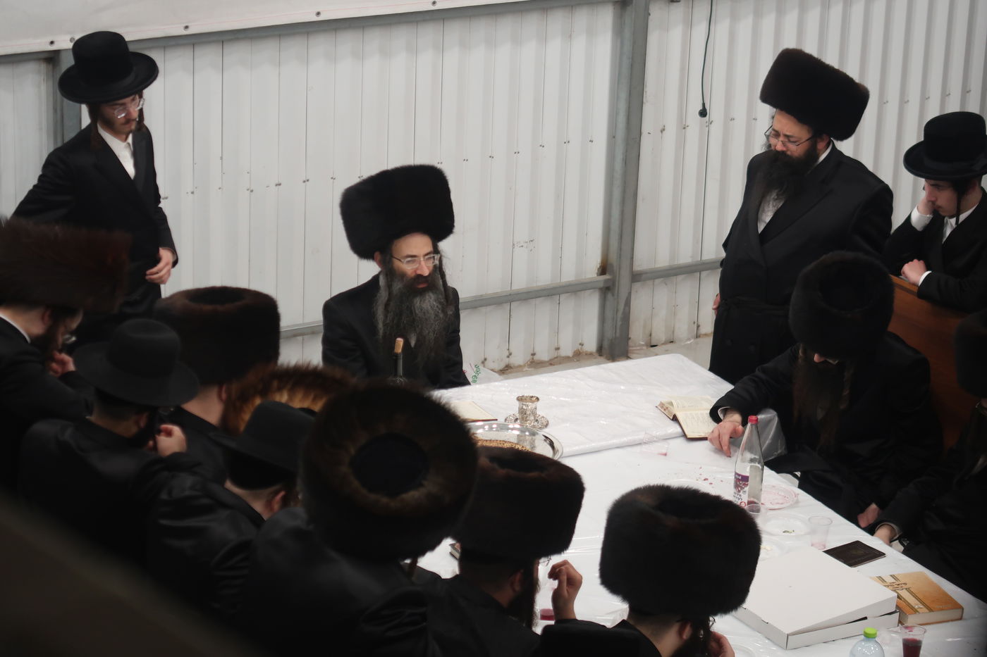 חג הפסח בחצה"ק סטריקוב ירושלים