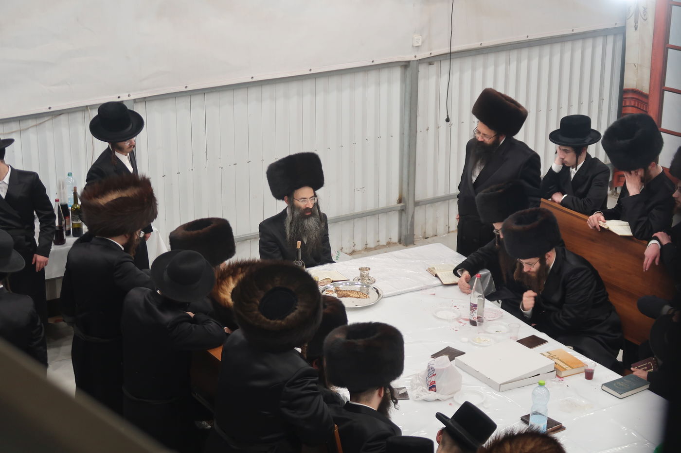 חג הפסח בחצה"ק סטריקוב ירושלים