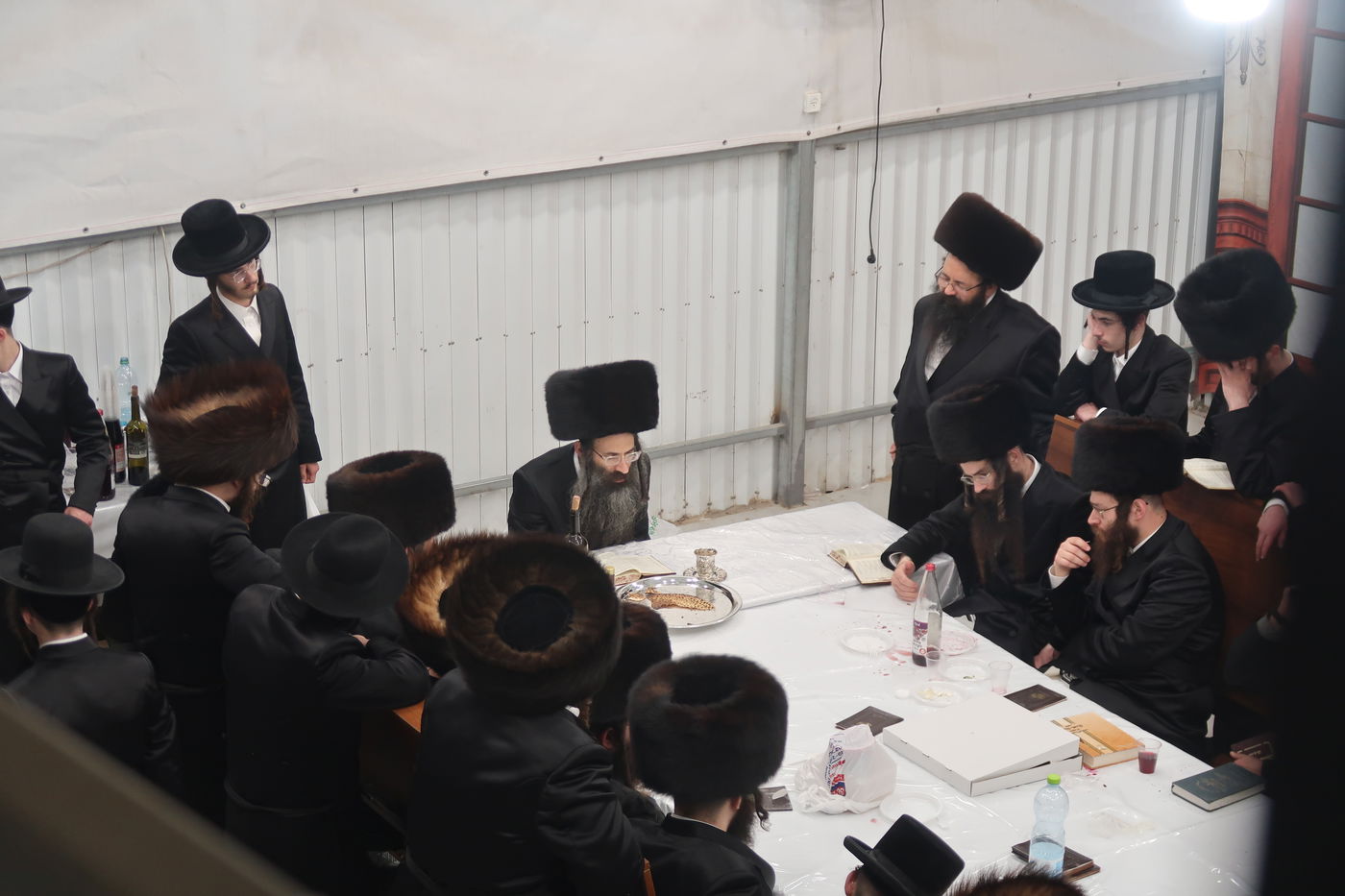 חג הפסח בחצה"ק סטריקוב ירושלים