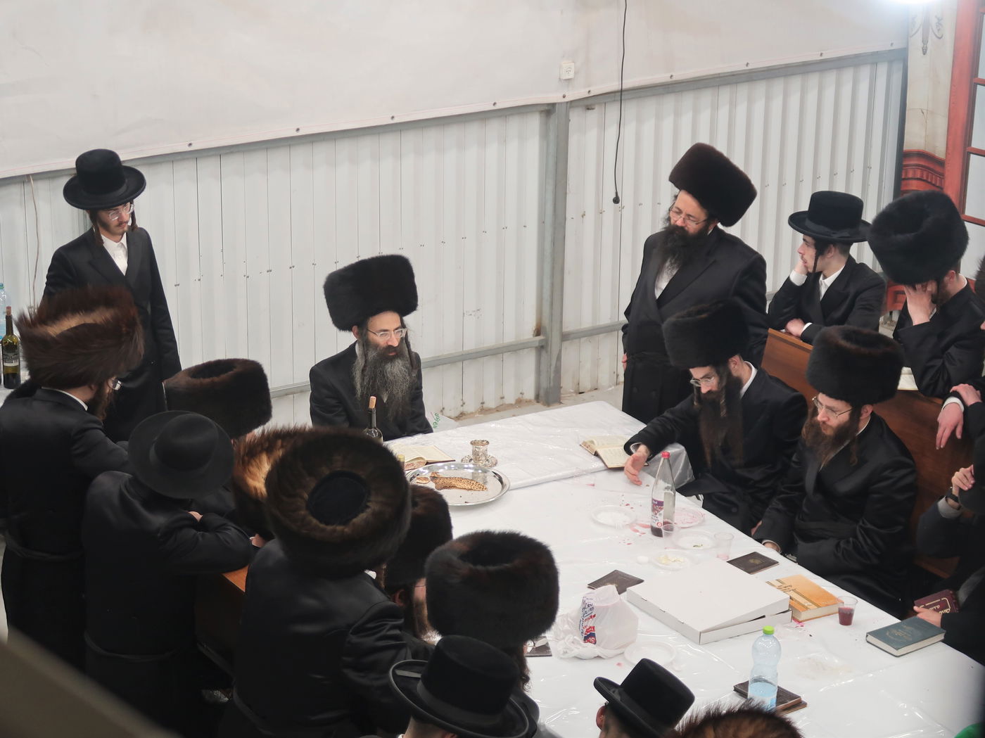 חג הפסח בחצה"ק סטריקוב ירושלים