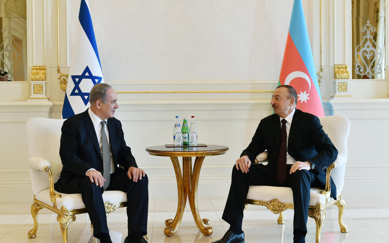 נתניהו עם הנשיא האזרי בביקור בשנת 2016 באזרבייג'ן