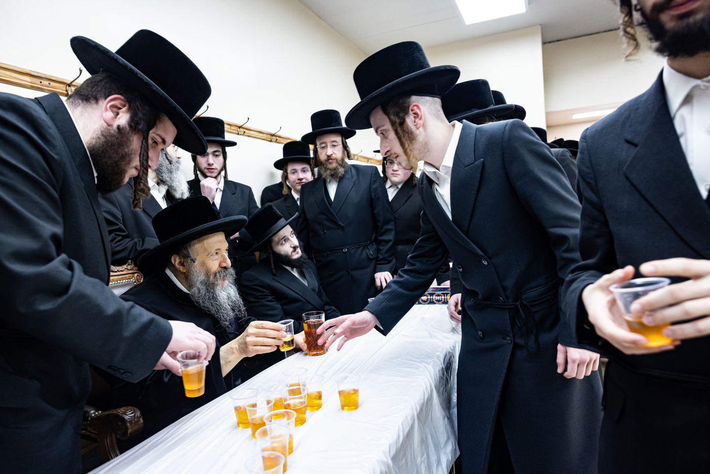 פסח בחצה"ק באבוב 45