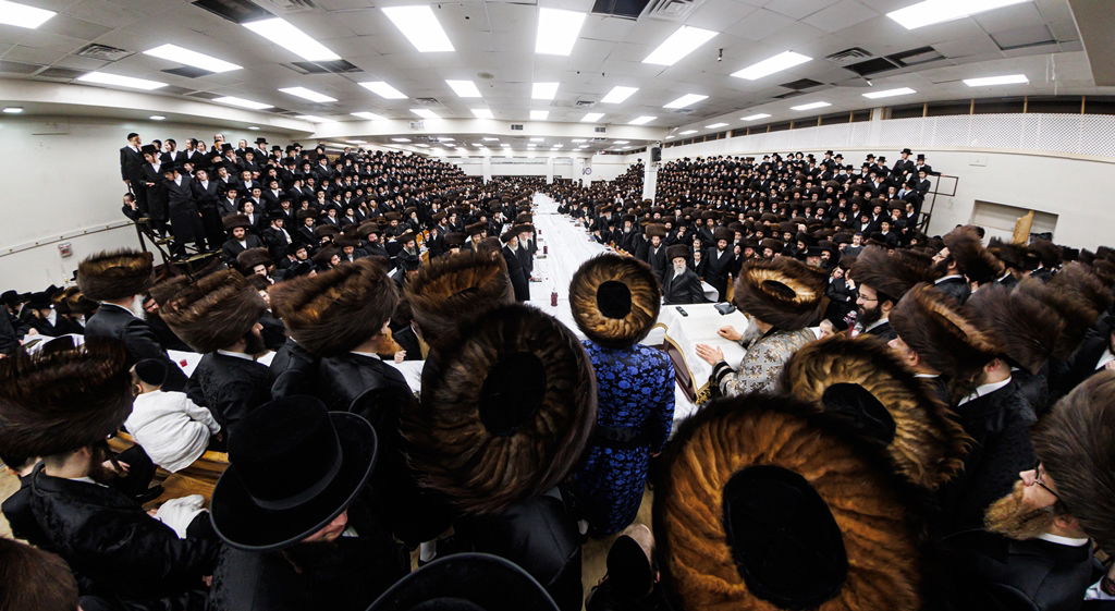 פסח בחצה"ק באבוב 45