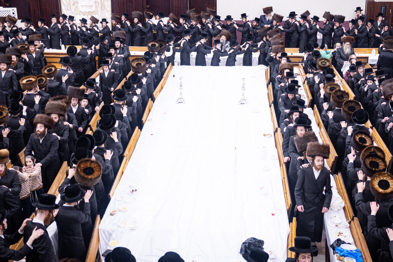 פסח בחצה"ק באבוב 45