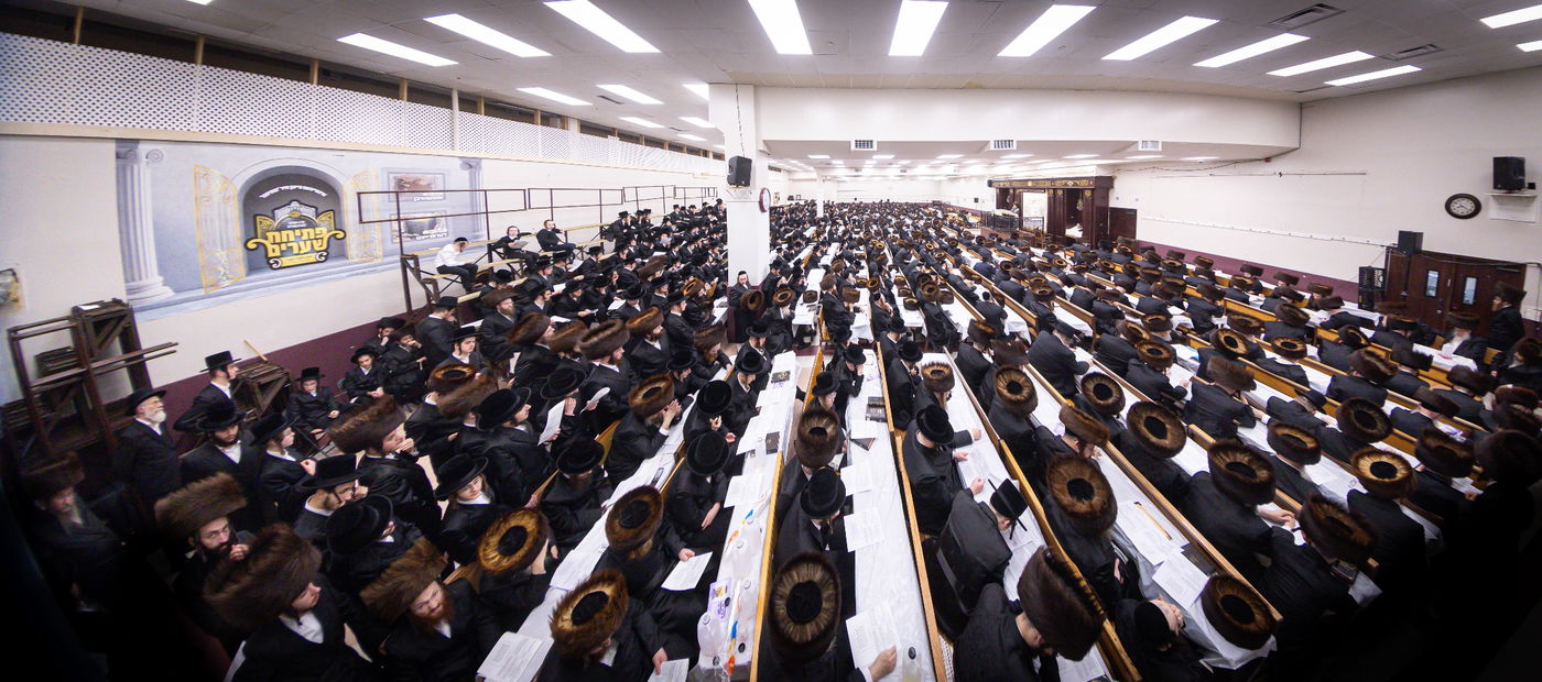 פסח בחצה"ק באבוב 45