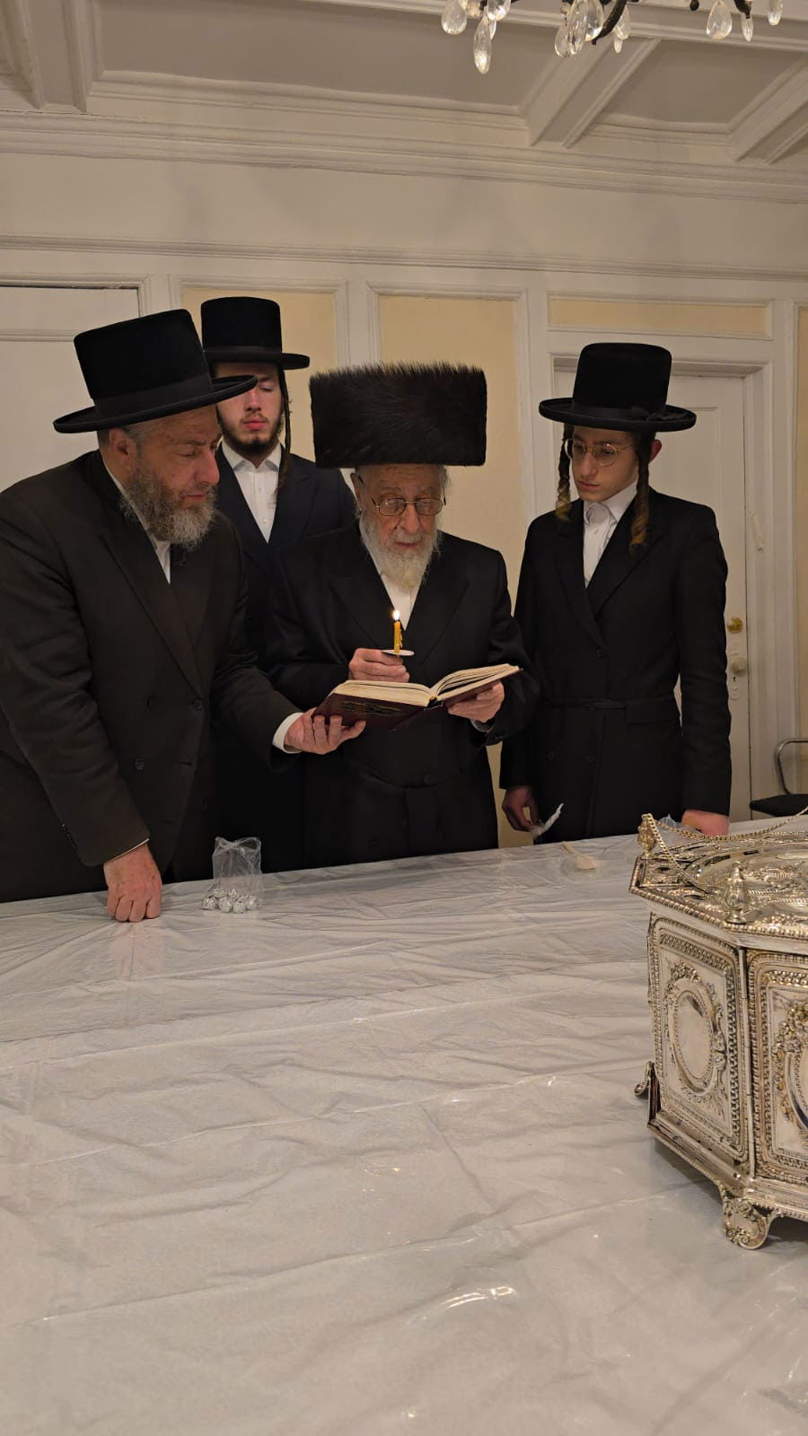 פסח בחצה"ק ליסקא