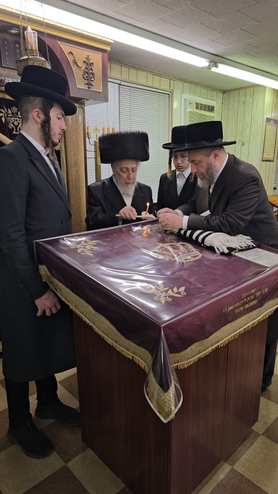 פסח בחצה"ק ליסקא