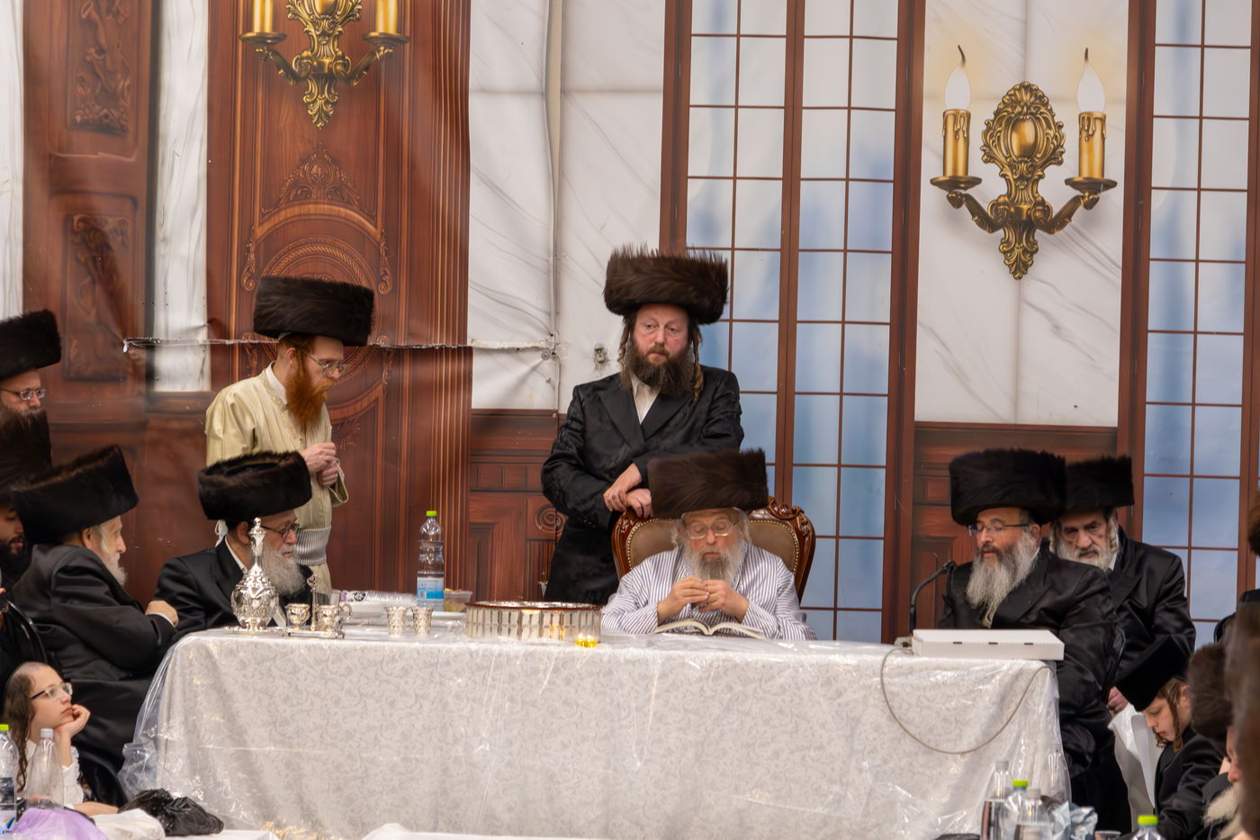 האדמו"ר מפינסק קרלין בטיש הילולת הרה"ק רבי אהרן הגדול מקרלין זי"ע