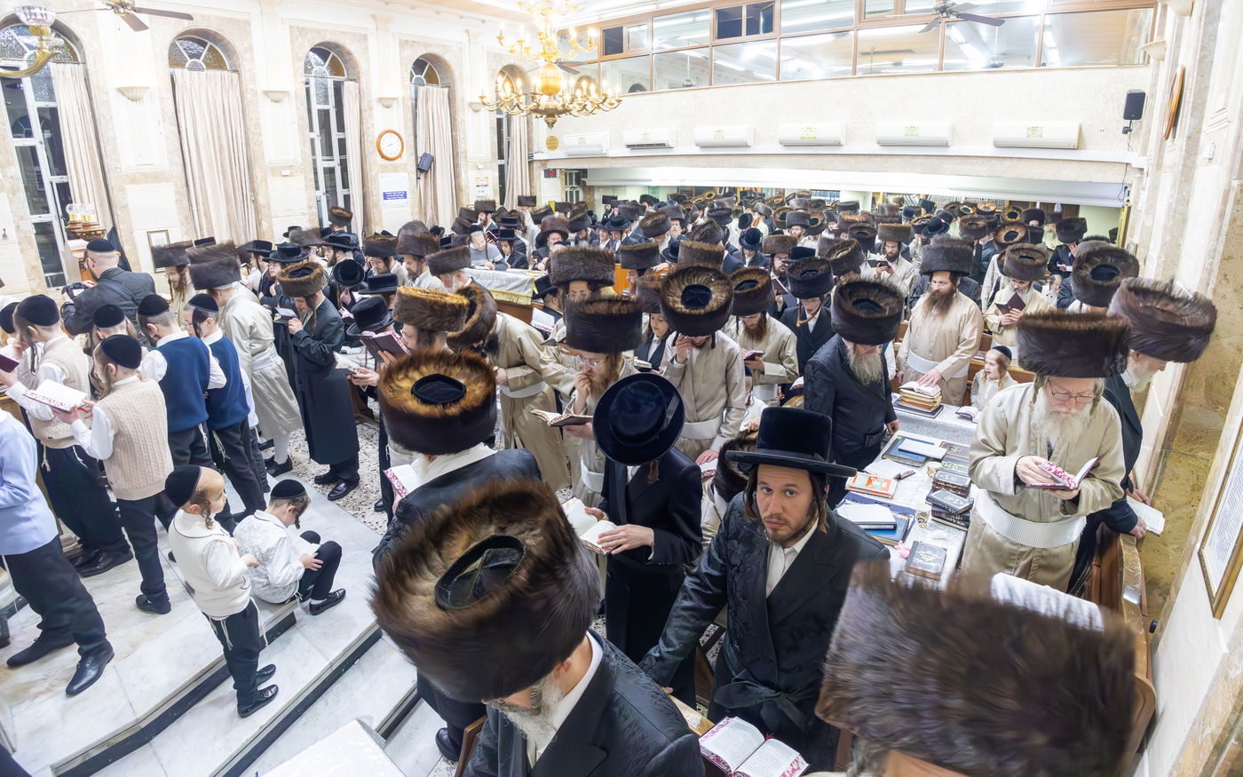 האדמו"ר מפינסק קרלין בספירת העומר הראשונה
