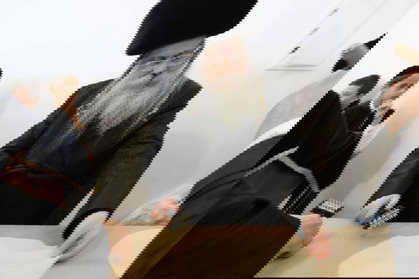 האדמו"ר מטולנא באפיית מצות מצווה