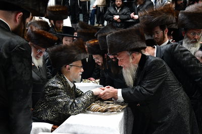 חג הפסח בחצה"ק סערט ויז'ניץ