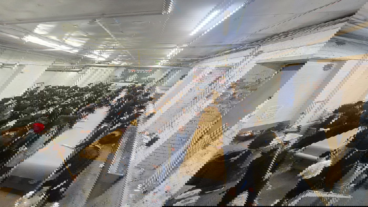 חג הפסח בחצה"ק קראלי