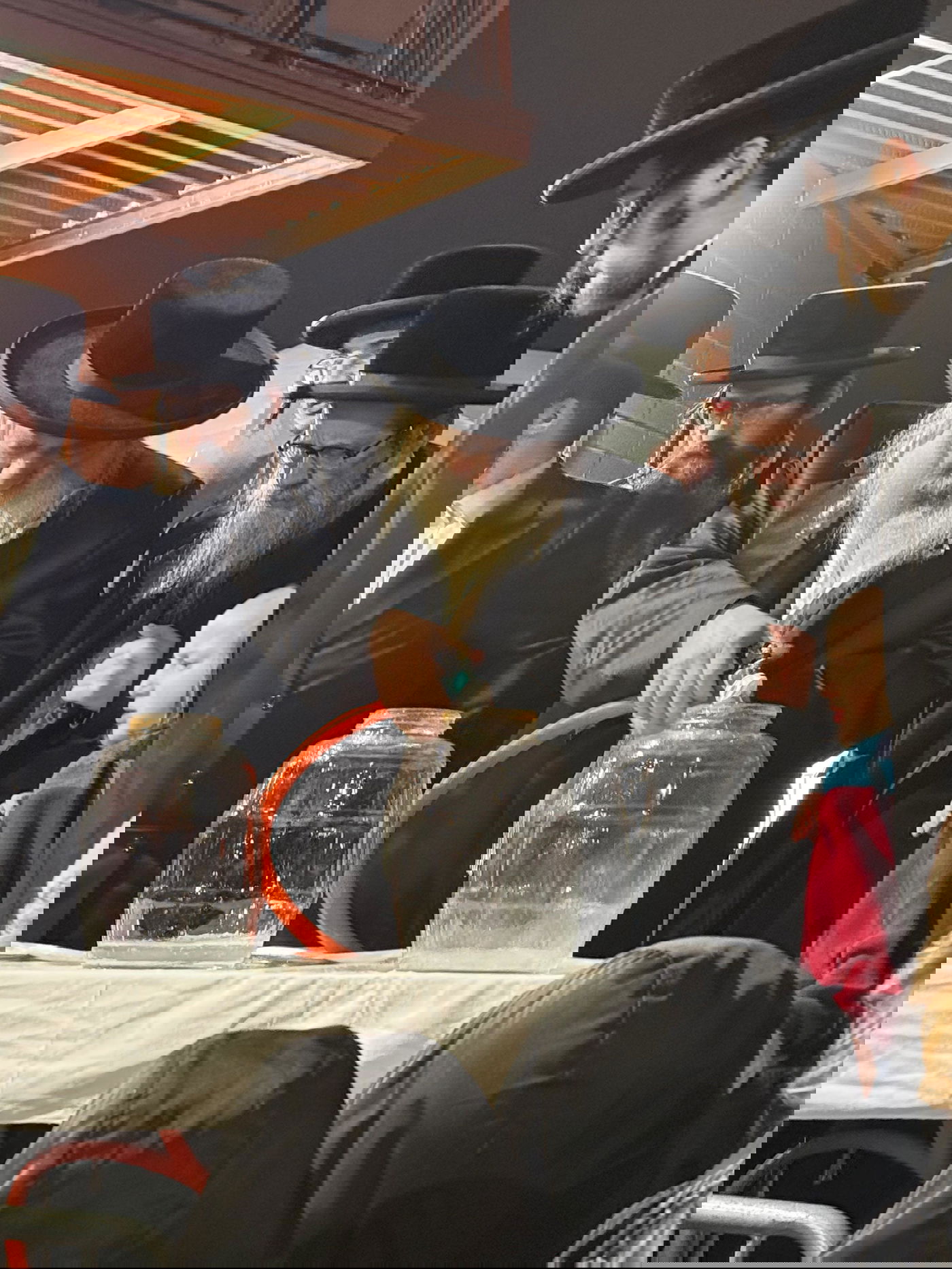 חג הפסח בחצה"ק קראלי