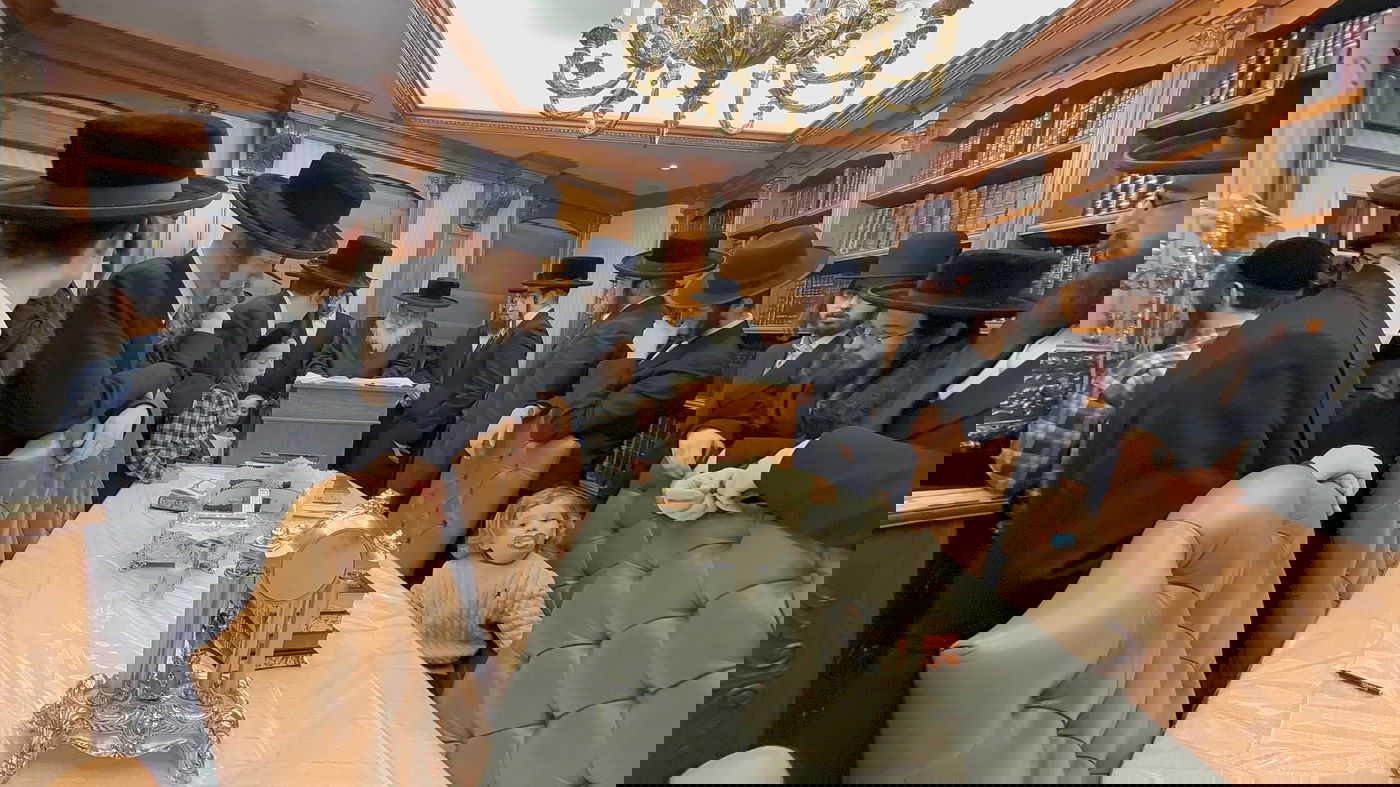 חג הפסח בחצה"ק קראלי