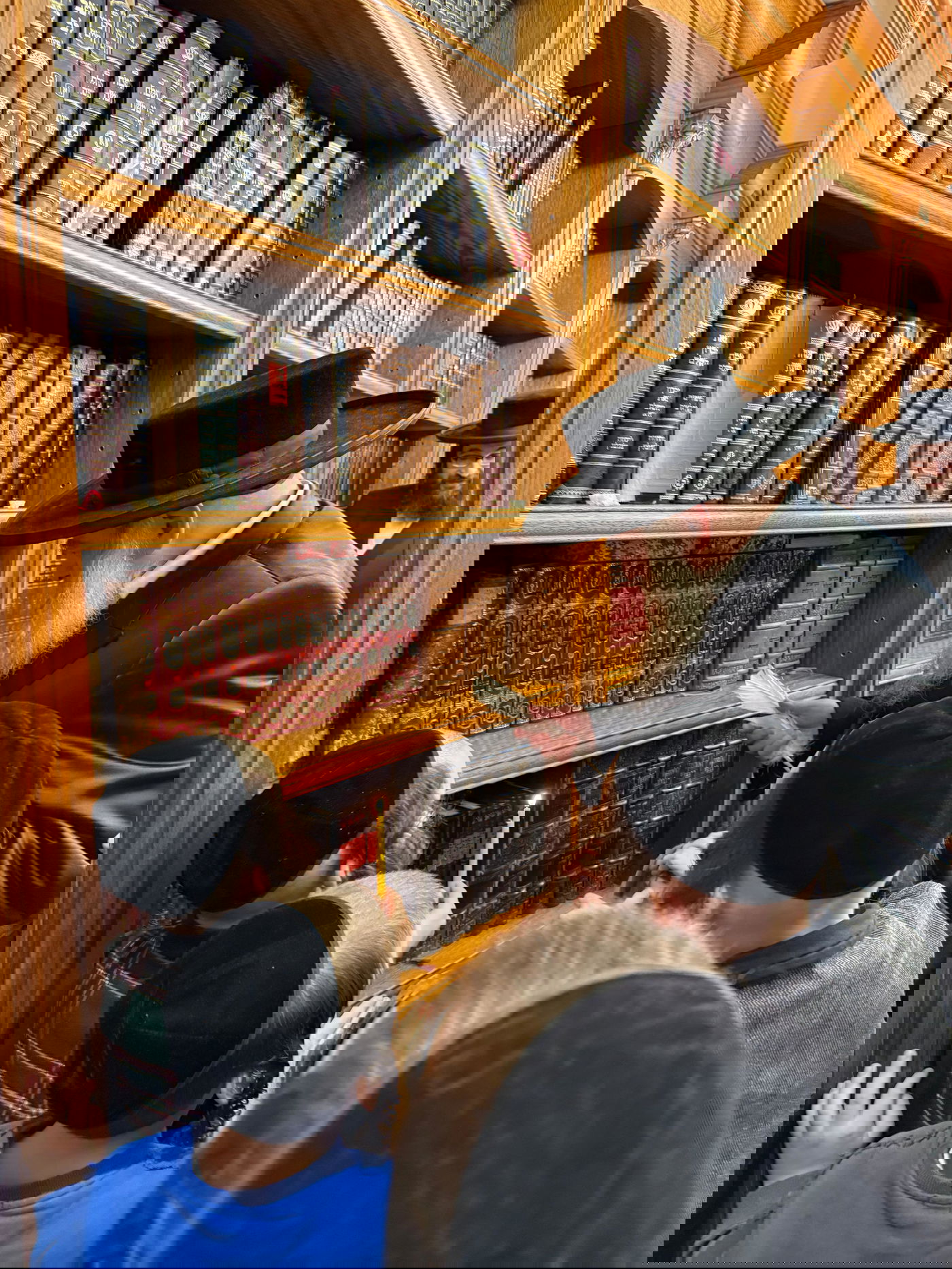 חג הפסח בחצה"ק קראלי