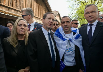 שרעבי עם הנשיא הרצוג