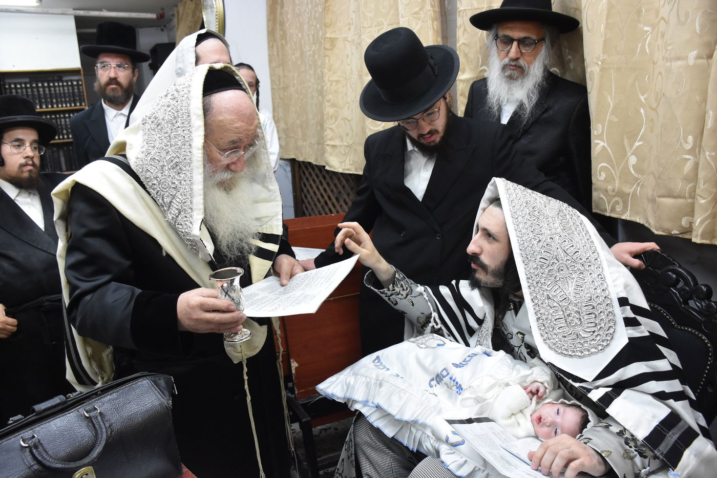 שמחת הברית לבן האדמו"ר ממבקשי השם