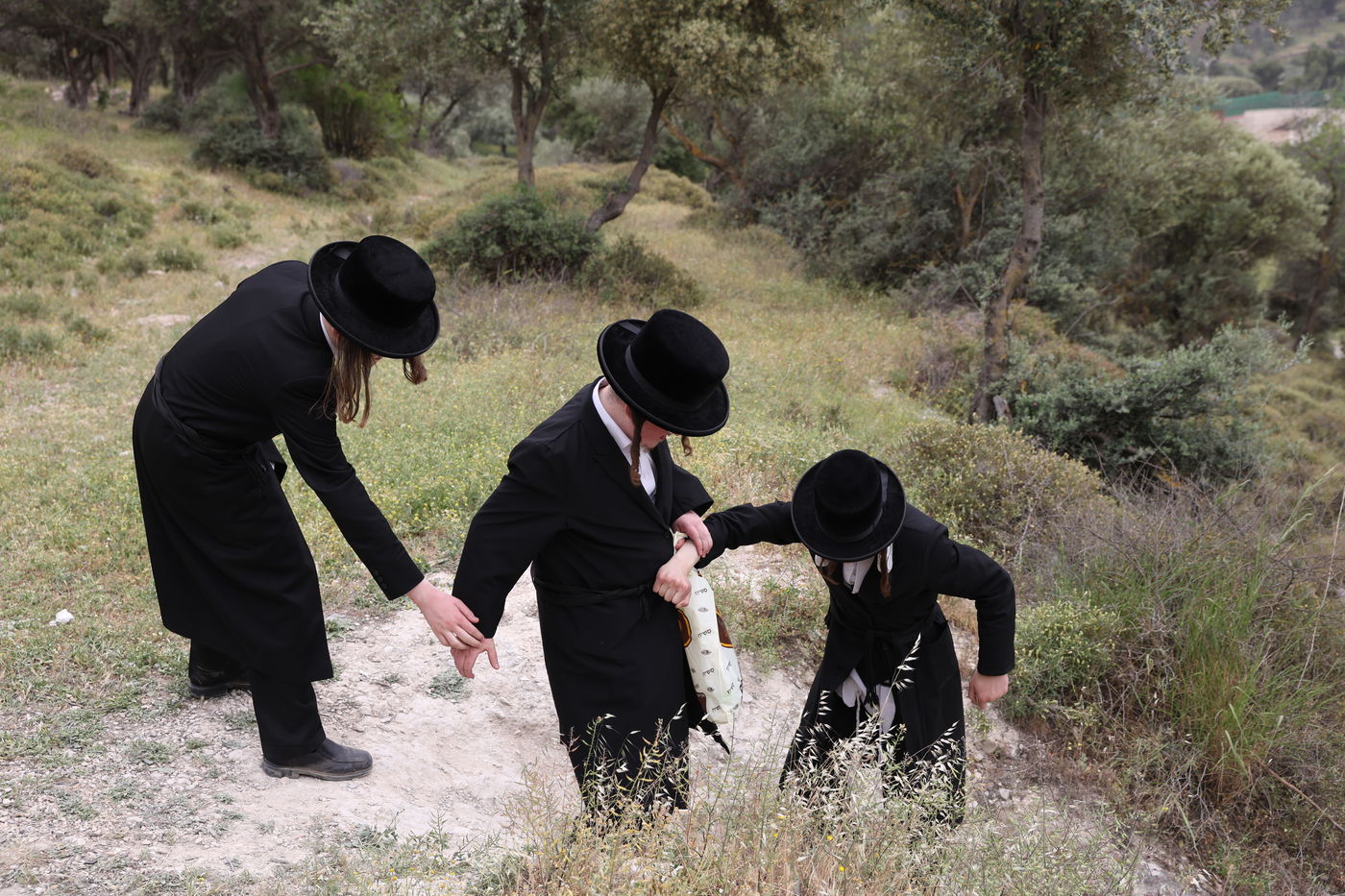 מירון, אתמול