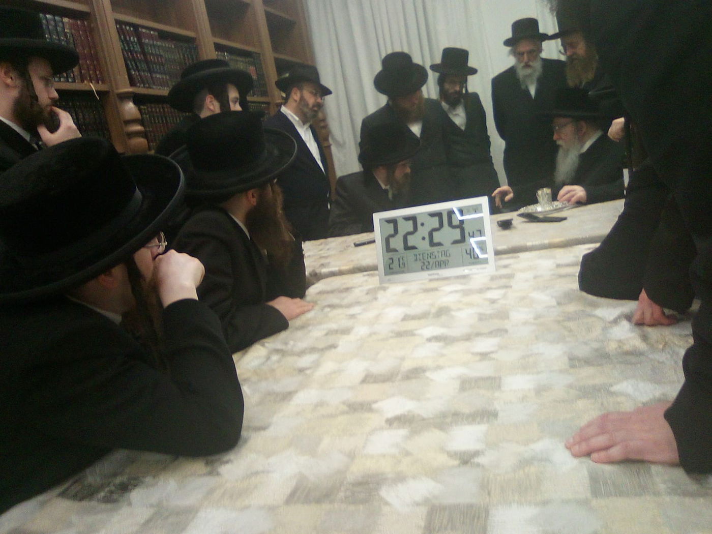 האדמו"ר מסאדיגורה בביקור אצל האדמו"ר מפשעווארסק