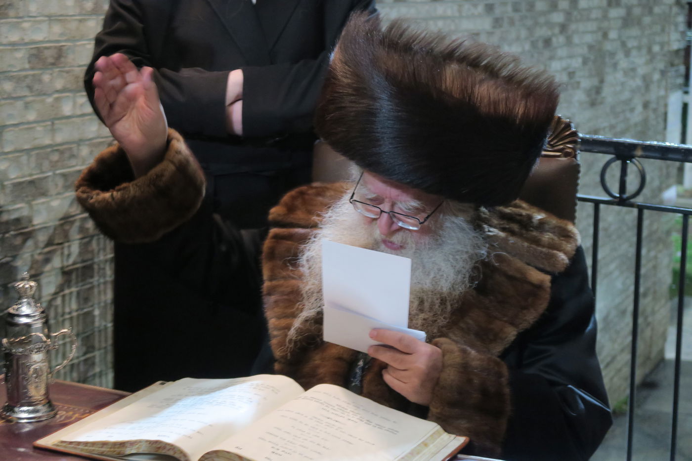 חג הפסח בחצה"ק ניקלשבורג