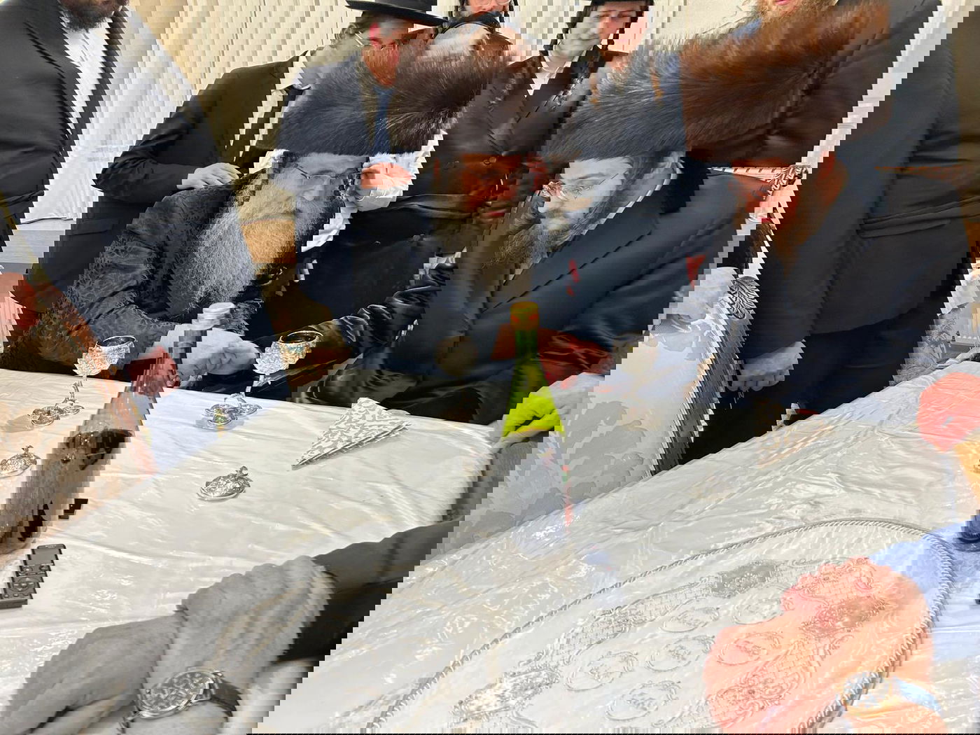 האדמו"ר מסאדיגורה בביקור אצל הגה"צ רבי אהרן שיף גאב"ד אנטווערפן