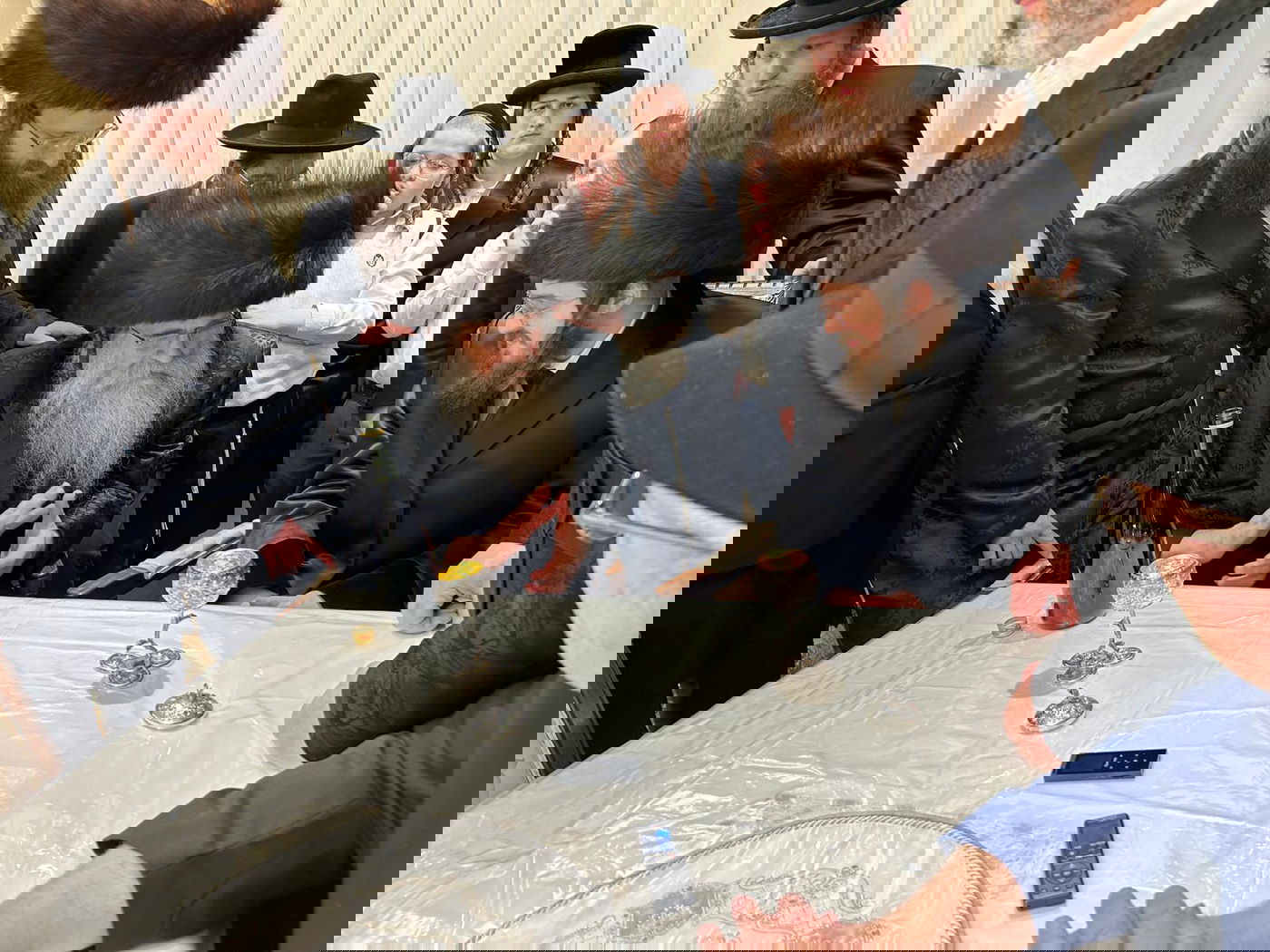 האדמו"ר מסאדיגורה בביקור אצל הגה"צ רבי אהרן שיף גאב"ד אנטווערפן