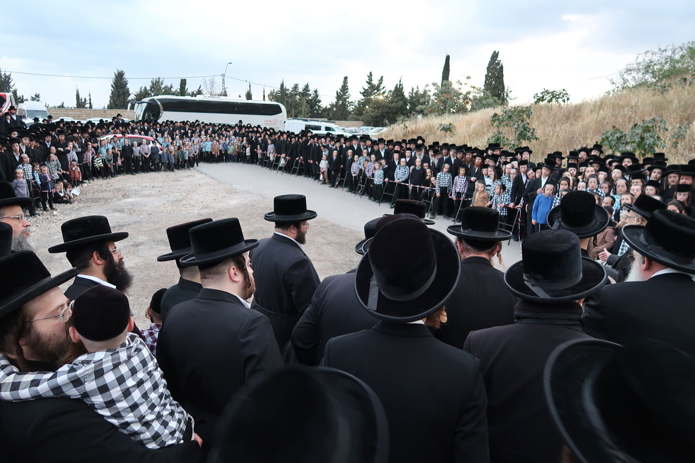 חג הפסח בחצה"ק סערט ויז'ניץ