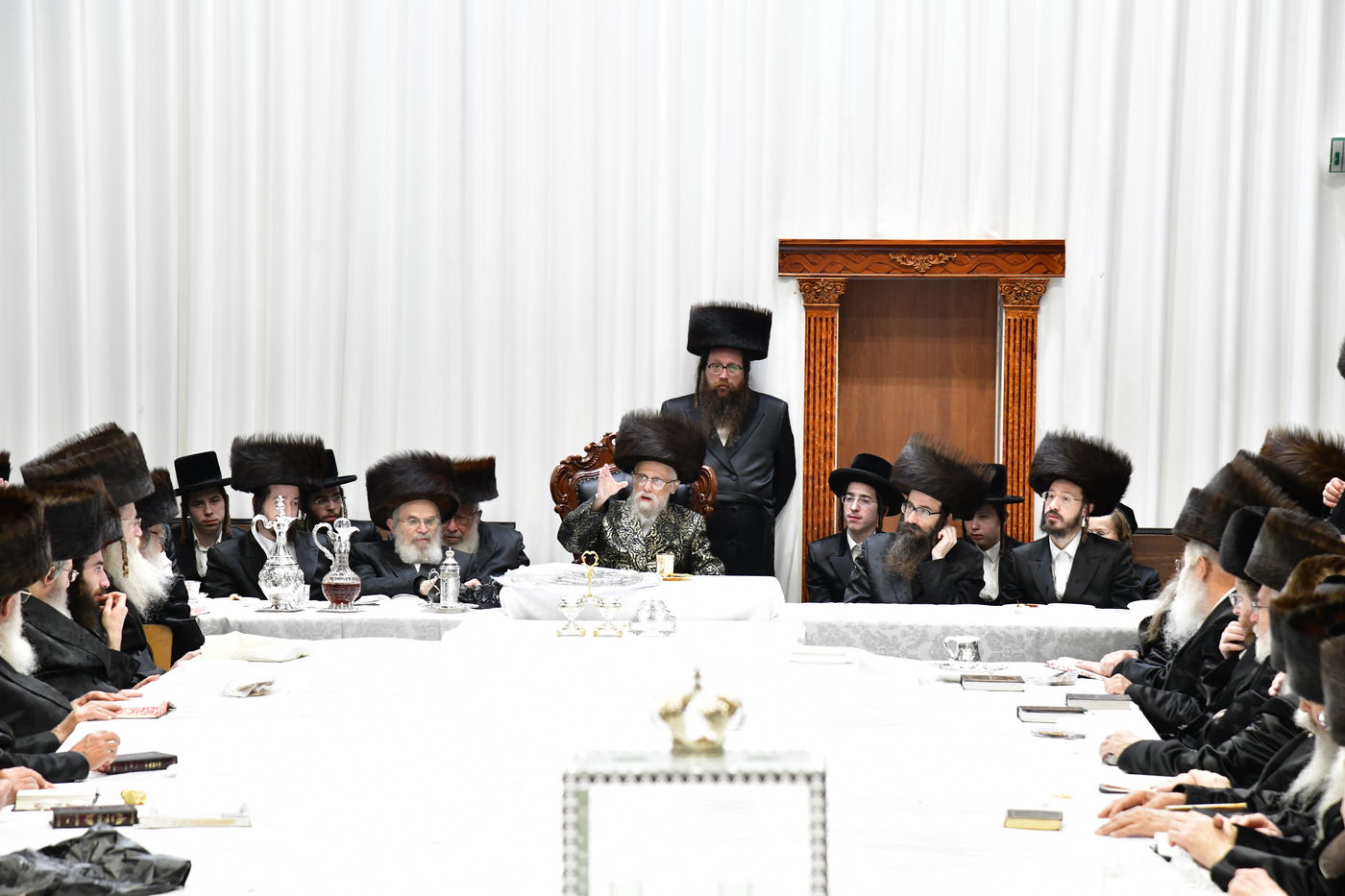 חג הפסח בחצה"ק סערט ויז'ניץ