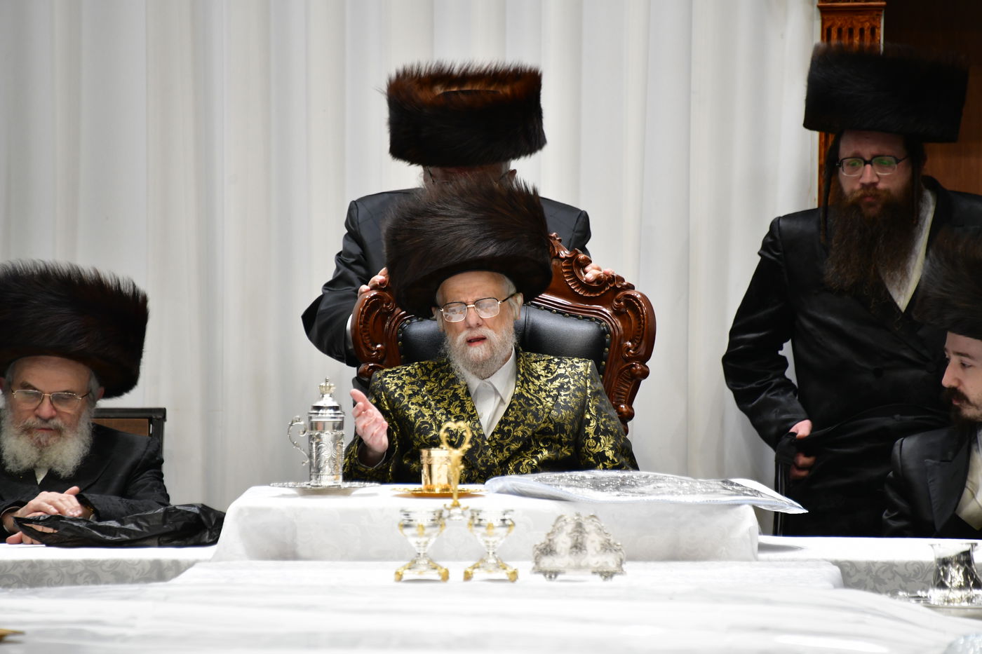 חג הפסח בחצה"ק סערט ויז'ניץ