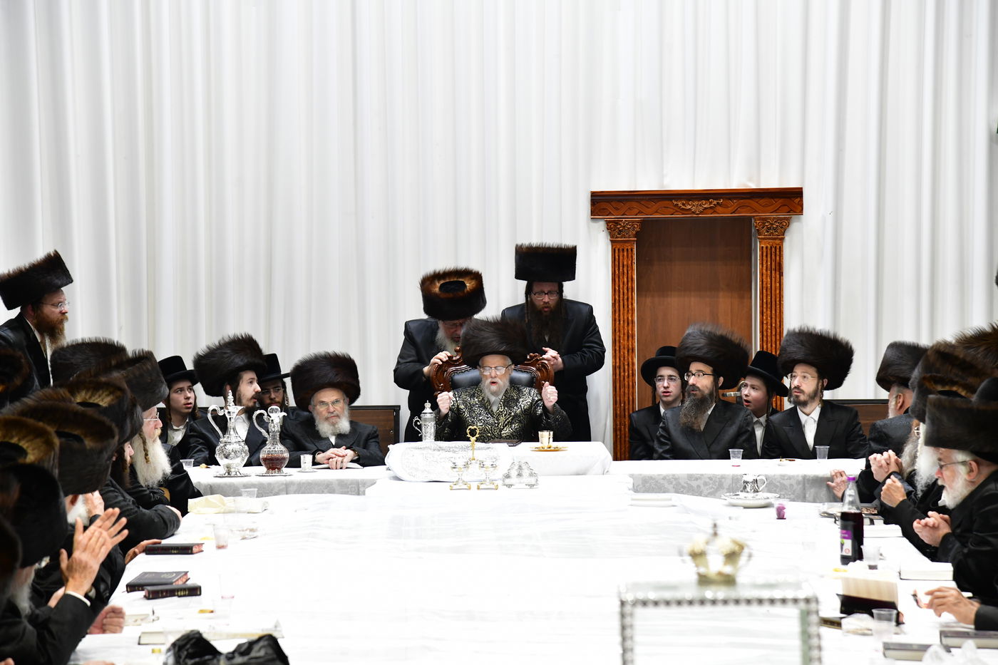 חג הפסח בחצה"ק סערט ויז'ניץ