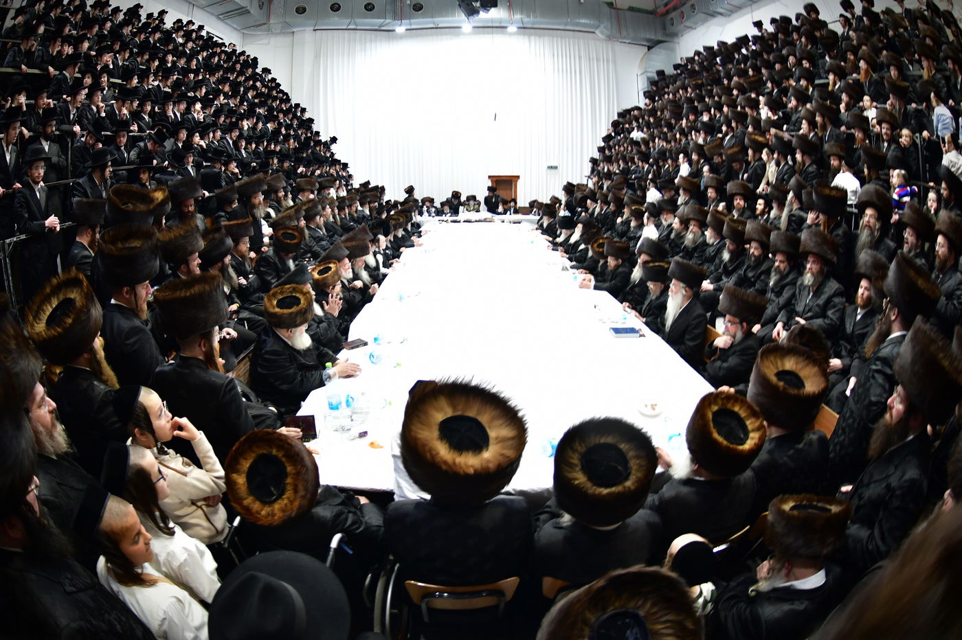 חג הפסח בחצה"ק סערט ויז'ניץ