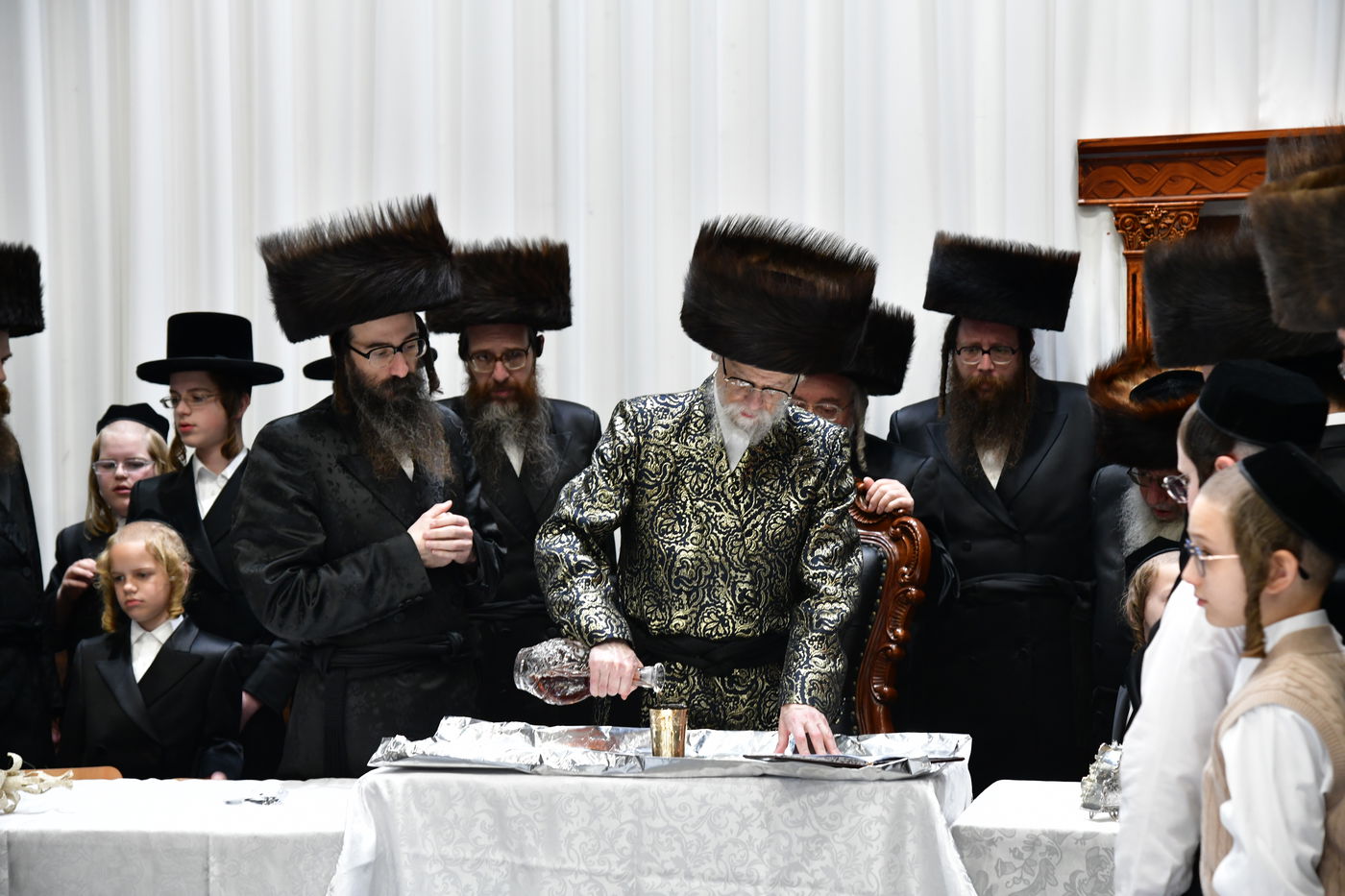 חג הפסח בחצה"ק סערט ויז'ניץ