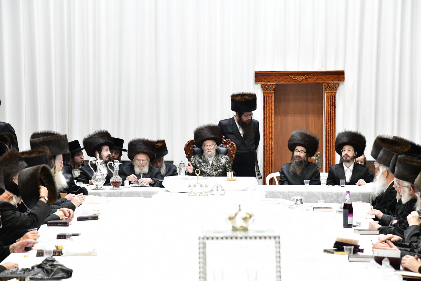 חג הפסח בחצה"ק סערט ויז'ניץ