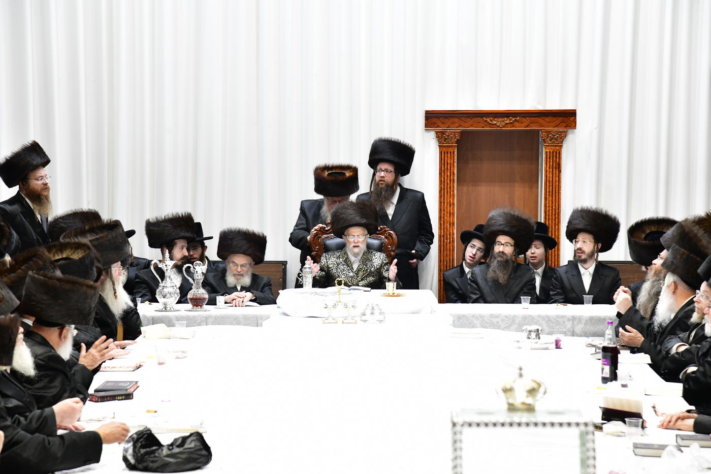 חג הפסח בחצה"ק סערט ויז'ניץ